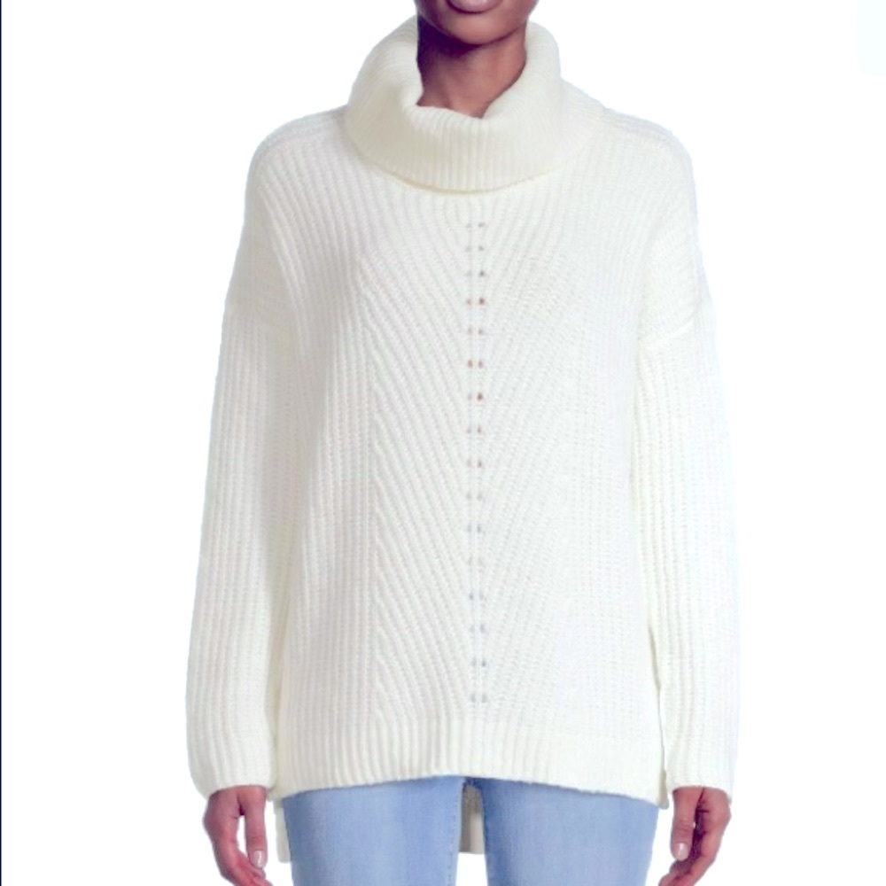 Time and Tru Cream Cowl Neck Sweater M New with Tags Knit Fabric